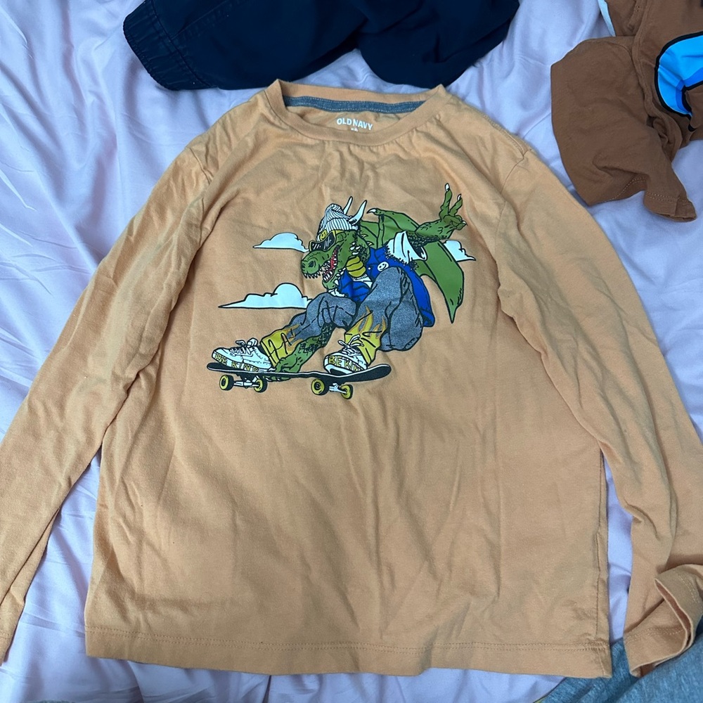 Old Navy Boys graphic long sleeve